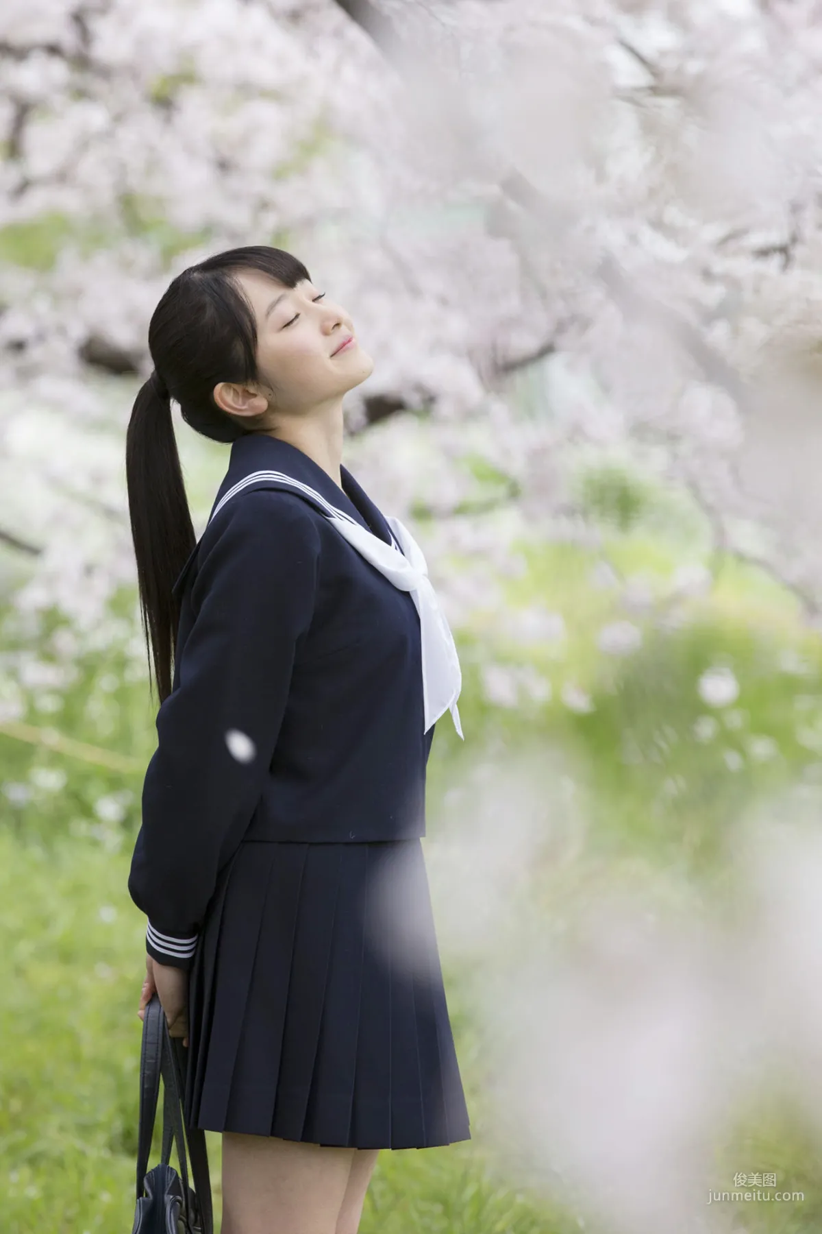 Chisaki Morito [Hello! Project Digital Books] No.165 Photo Set photo 14