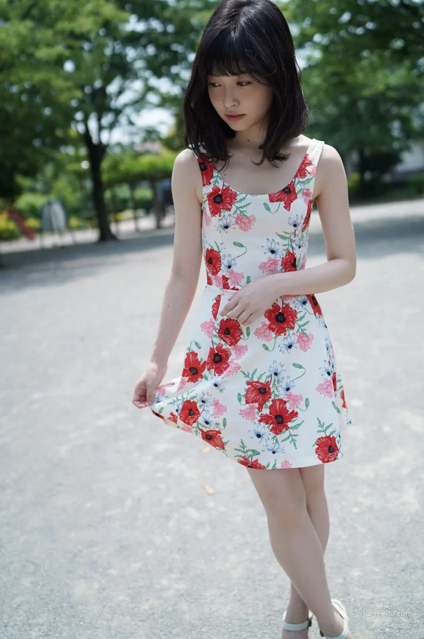 吉岡茉祐「First Gravure for a Voice Actress」 [WPB-net] Extra EX726 写真集2