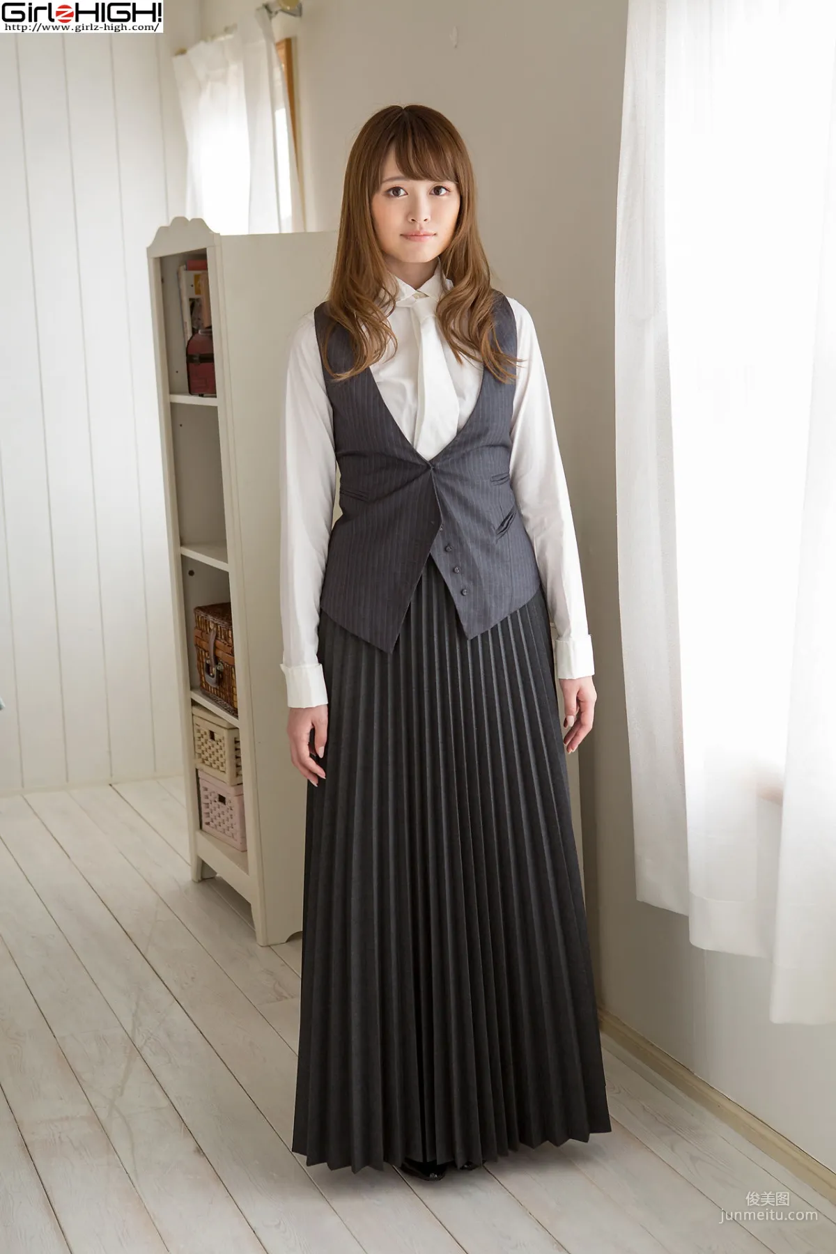 Miori Hayama, We Love Butts! Long Skirt [Girlz-High] Photo Set photo 2