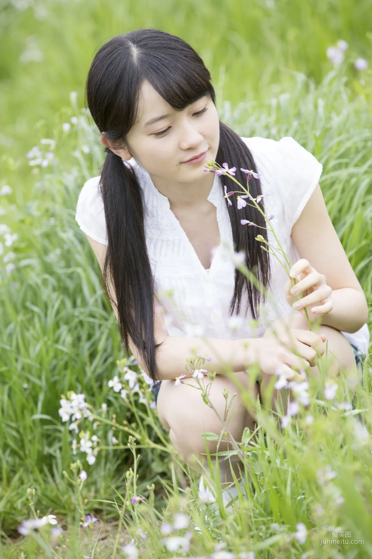 Chisaki Morito [Hello! Project Digital Books] No.165 Photo Set photo 40