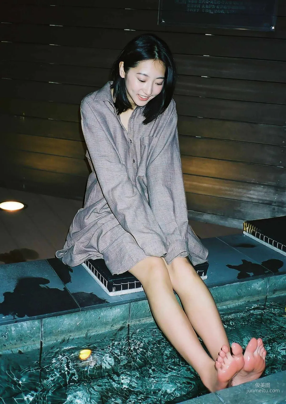 武田玲奈《僕は何度でも君に恋をする。》 写真集12