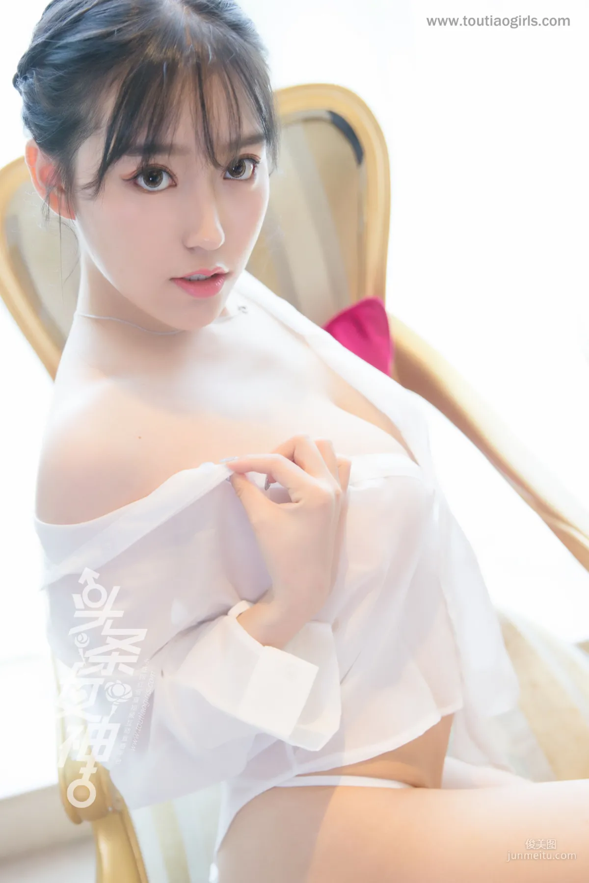 陈亦菲《冰雪素人 豆蔻花颜》 [头条女神Toutiaogirls] 写真集7