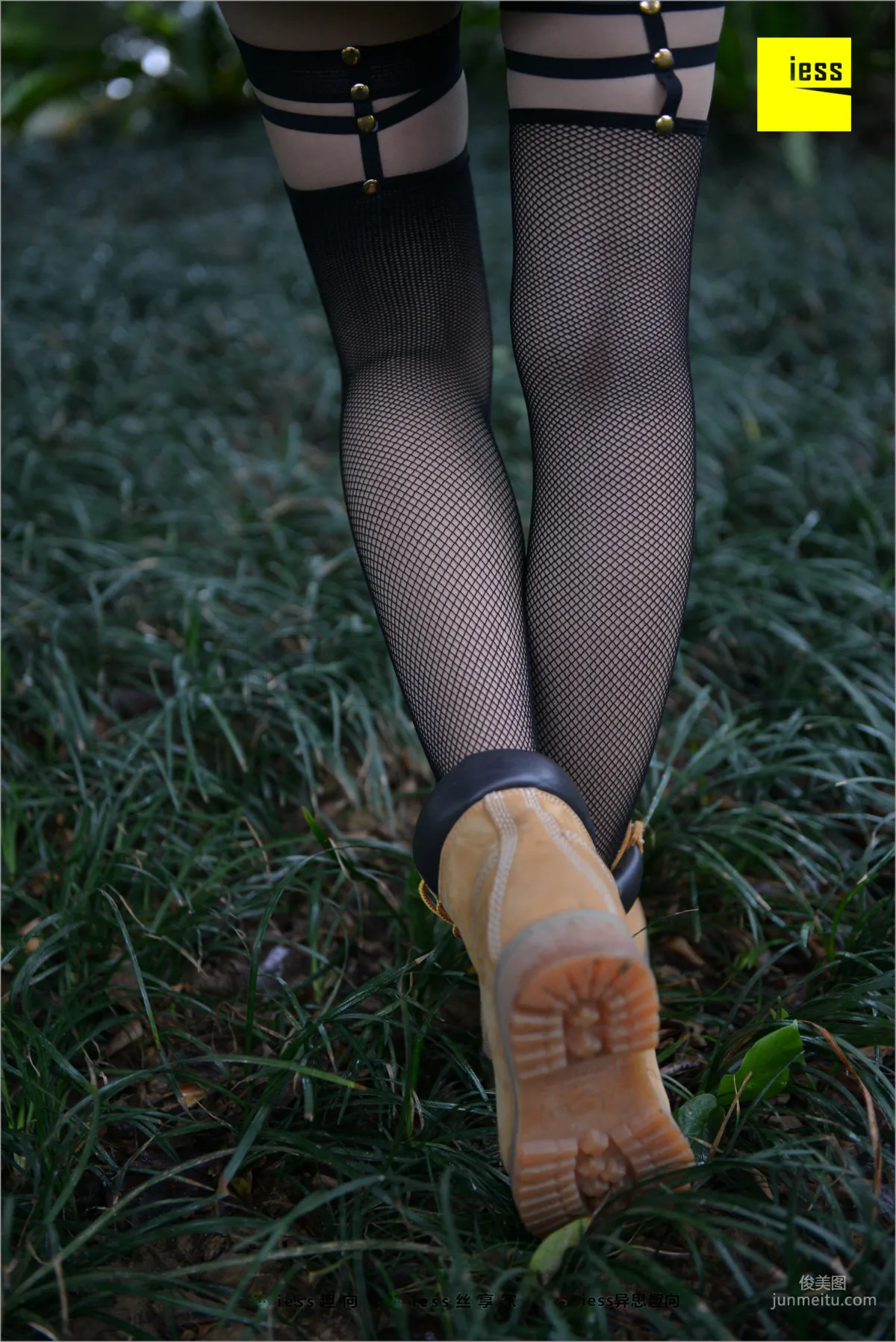 Xiao Xiao The Wrong Path Fishnet Stockings [IESS] Stockings Feet Bento 233 Photo Set photo 39