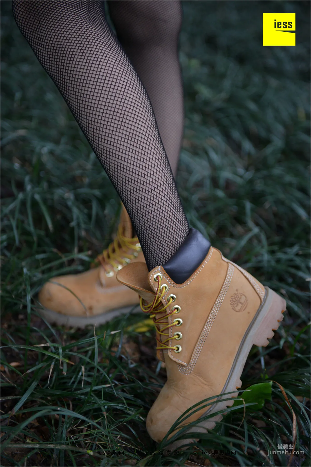 Xiao Xiao The Wrong Path Fishnet Stockings [IESS] Stockings Feet Bento 233 Photo Set photo 37