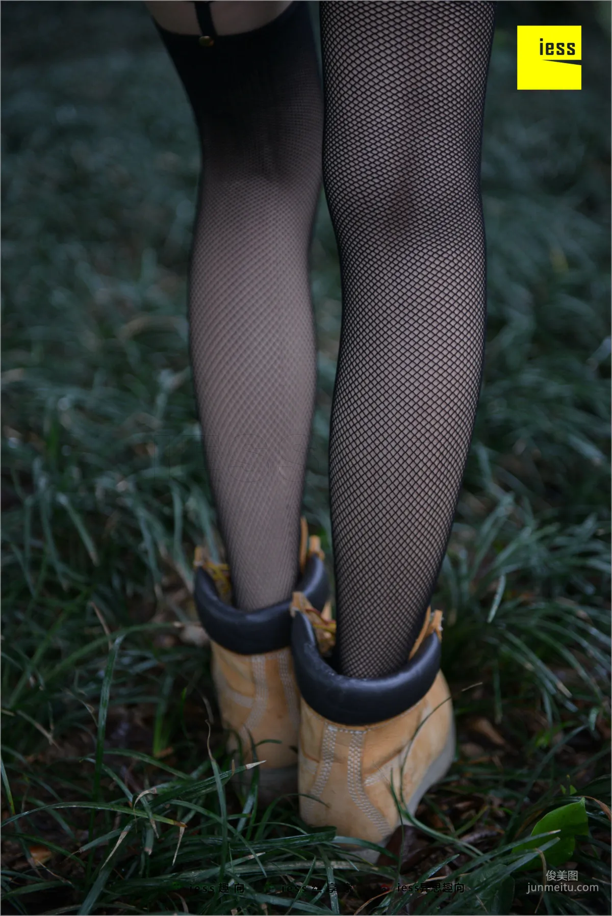 Xiao Xiao The Wrong Path Fishnet Stockings [IESS] Stockings Feet Bento 233 Photo Set photo 38