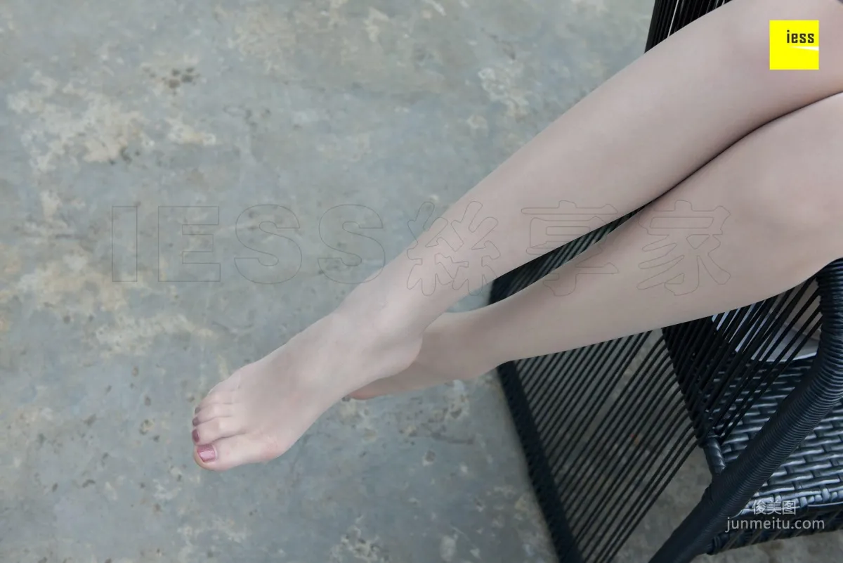 Qi Qi, Silver Flats and Flesh-Colored Stockings [IESS] Silk Enjoyer 258 Photo Set photo 41