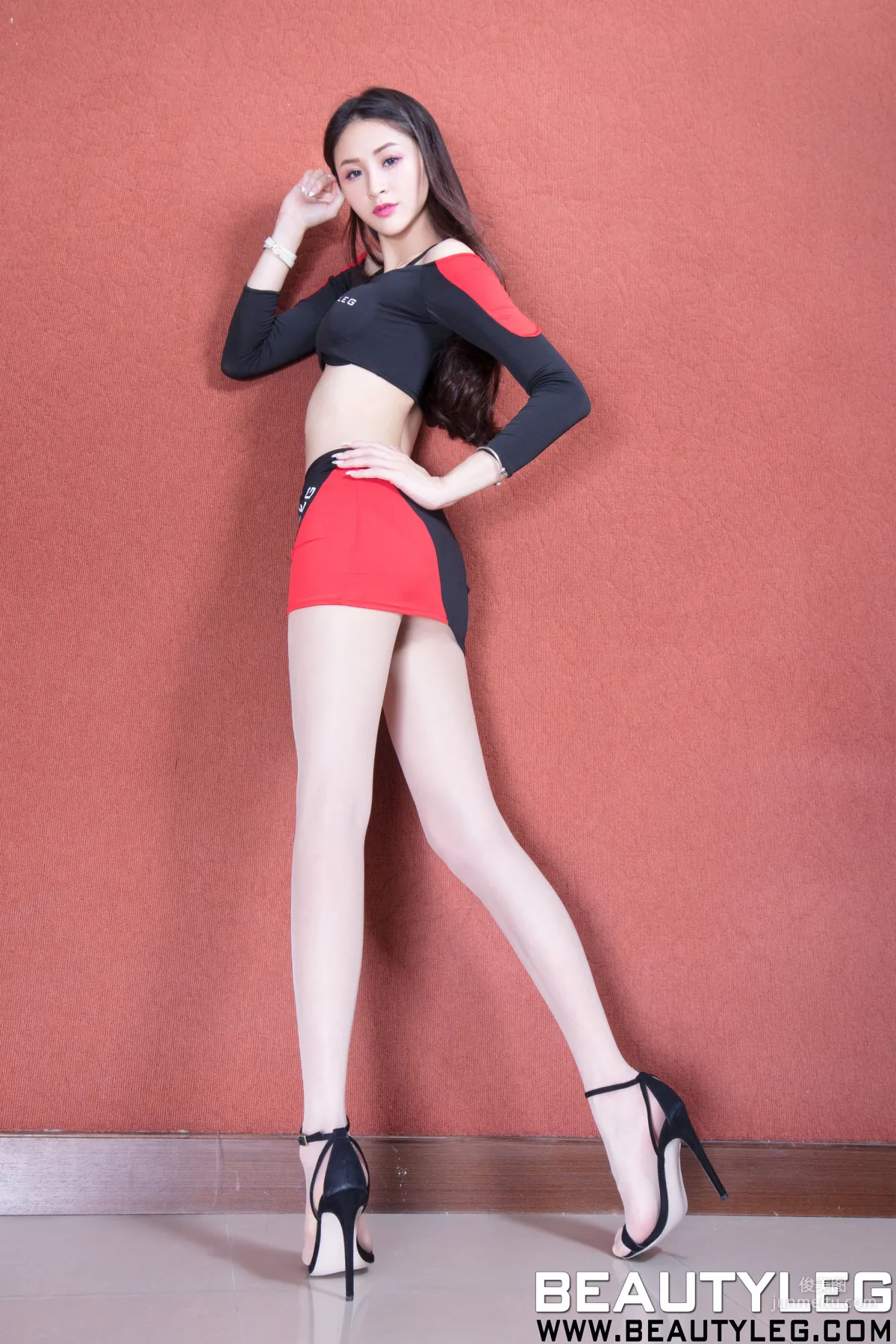 腿模Lola《3組超短裙美腿》 [Beautyleg] No.1639 寫真集 25