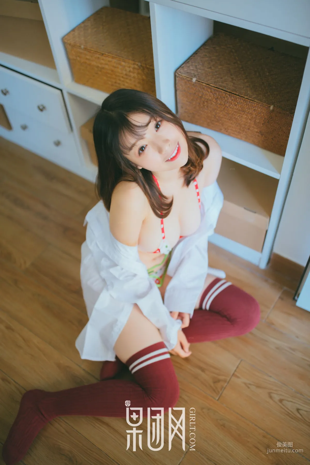 Girlt No. 030 photo 12