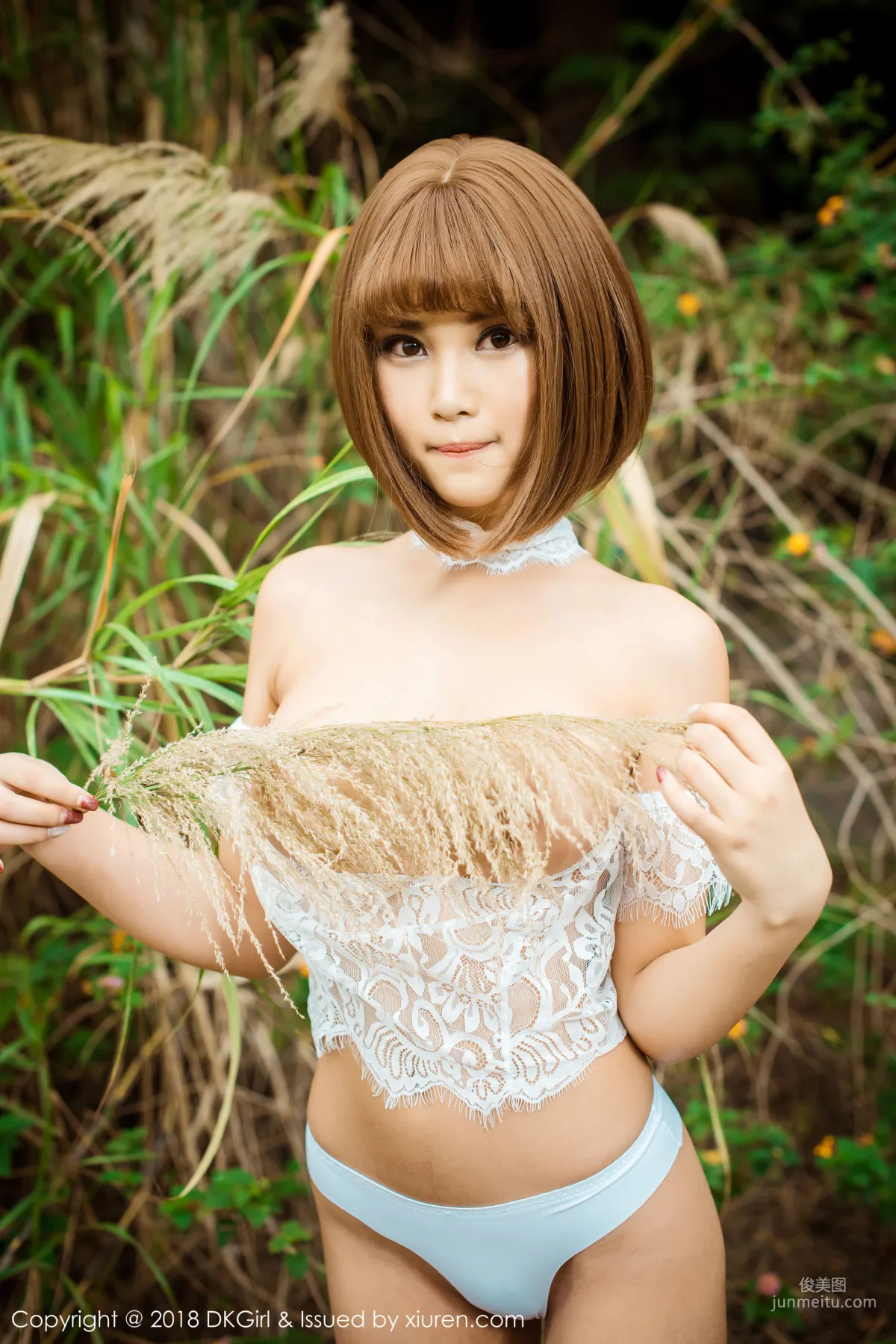 Meng Baoer BoA Youthful Pure Beauty and Wilderness Seaside Outdoor Exposure [DKGirl] Vol.074 Photo Set photo 9