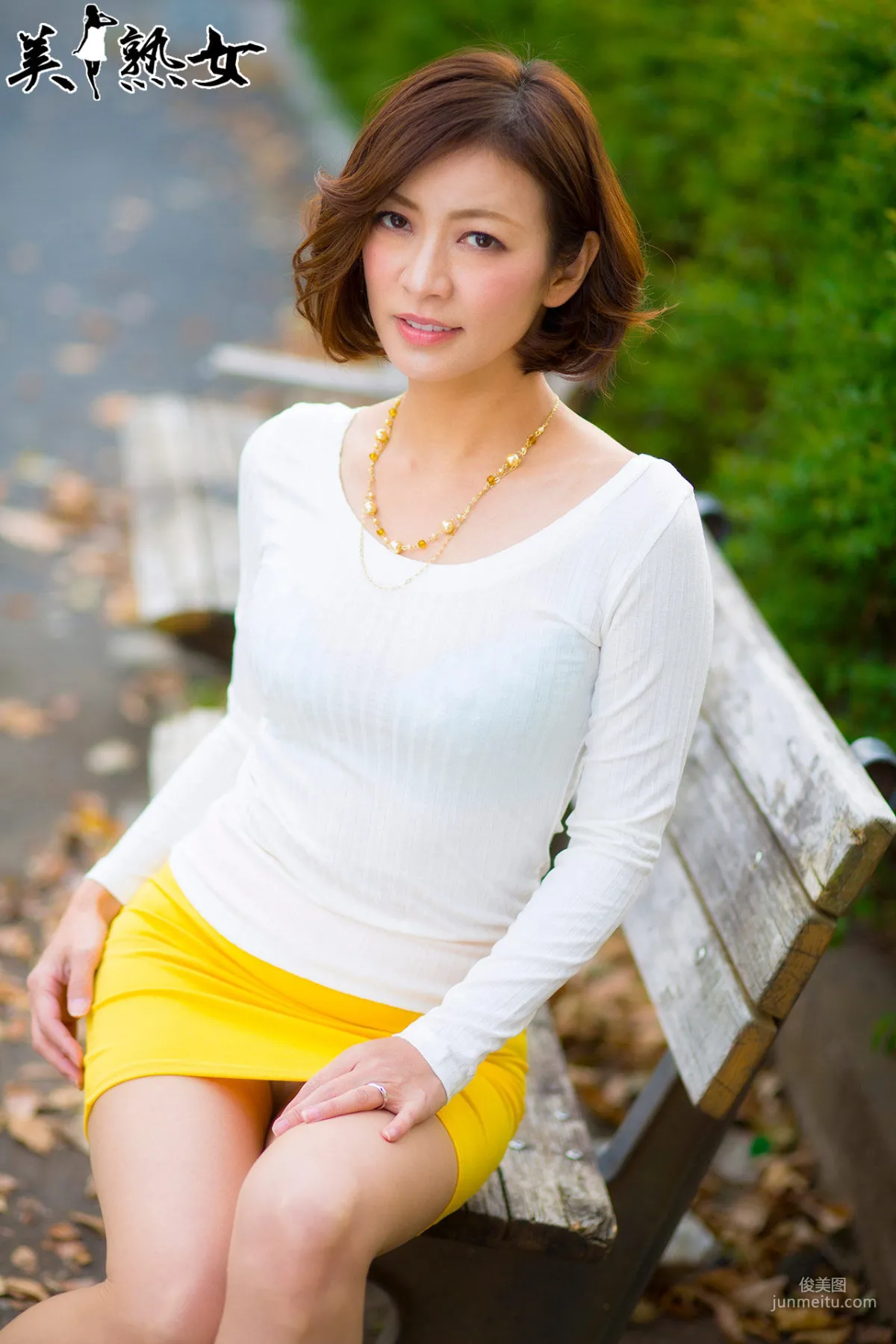 [X-City] Beautiful Mature Woman Gravure "JUKUJO" - Ryo Hitomi Photo Set photo 9
