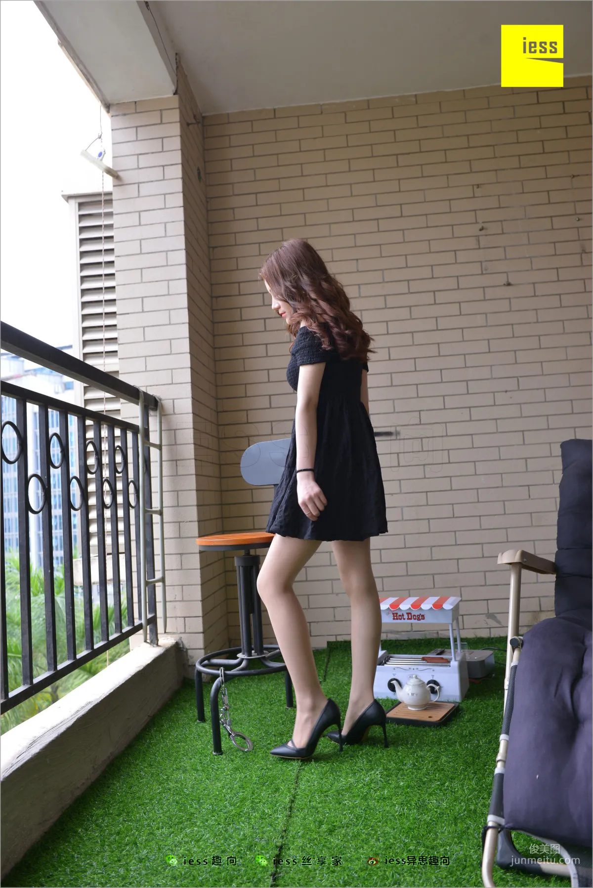 Ming Lijie, Up and Down Enjoyment [IESS] Silk Stockings Bento 234 Photo Set photo 58