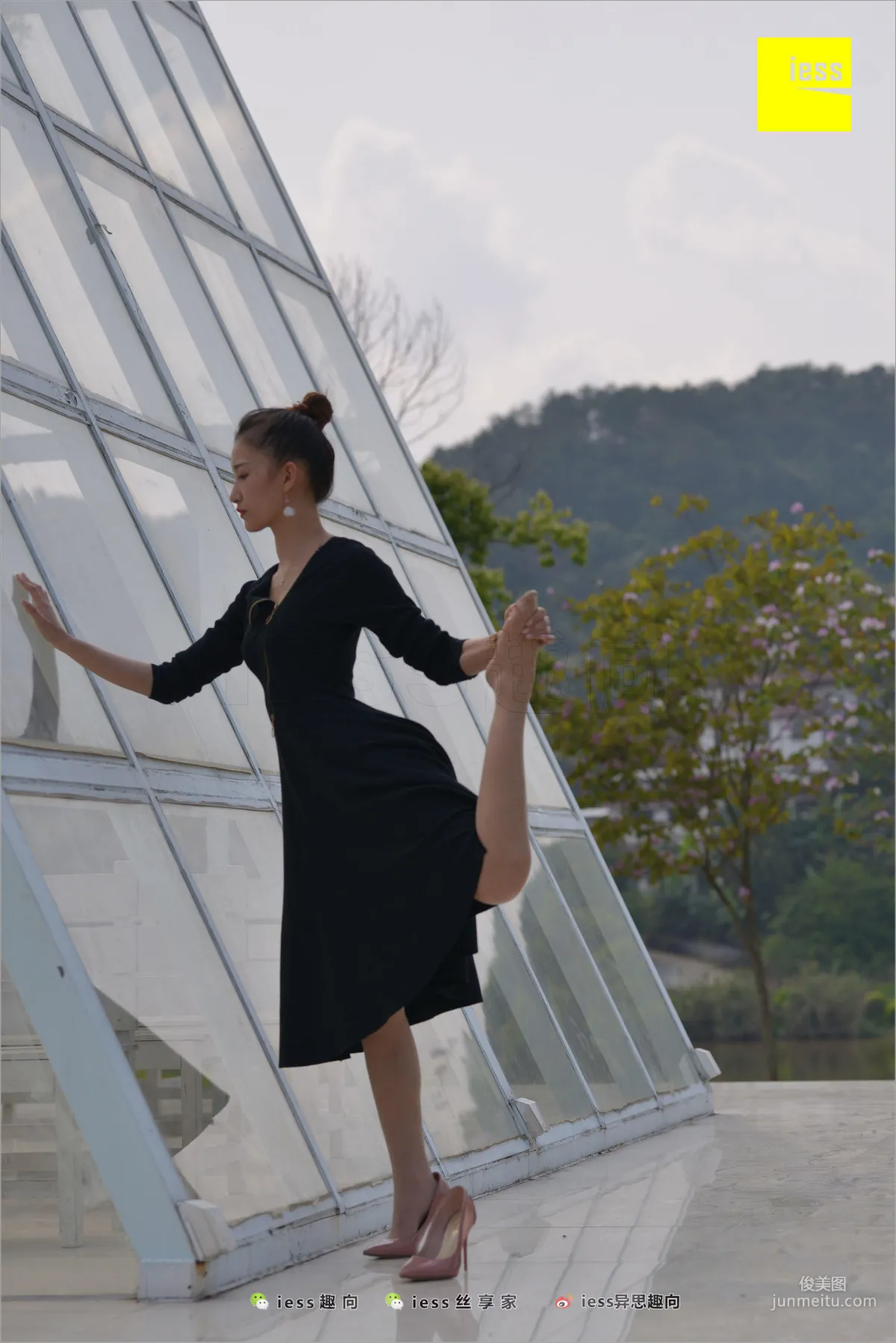 Qiuqiu, Meat Stockings Waltz [IESS] Silk Stockings Bento 239 Photo Set photo 25