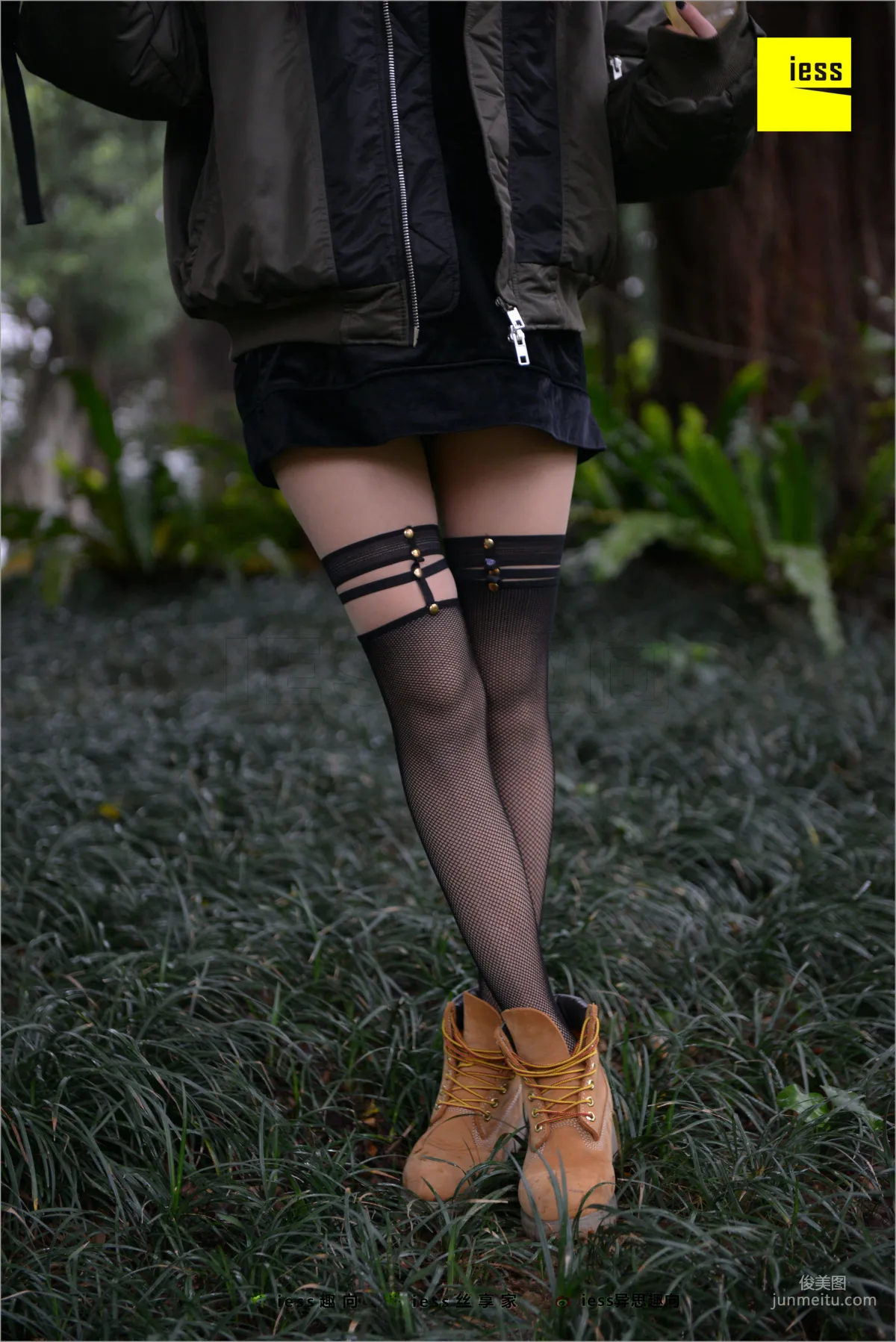 Xiao Xiao The Wrong Path Fishnet Stockings [IESS] Stockings Feet Bento 233 Photo Set photo 18