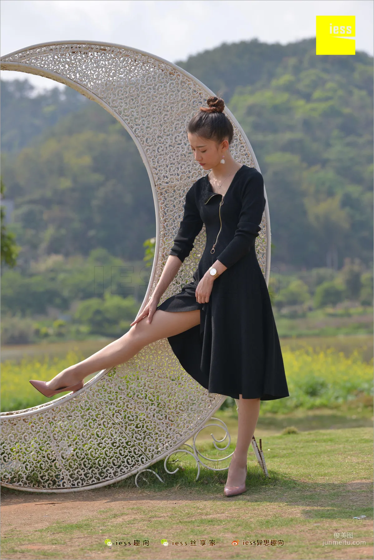 Qiuqiu, Meat Stockings Waltz [IESS] Silk Stockings Bento 239 Photo Set photo 68