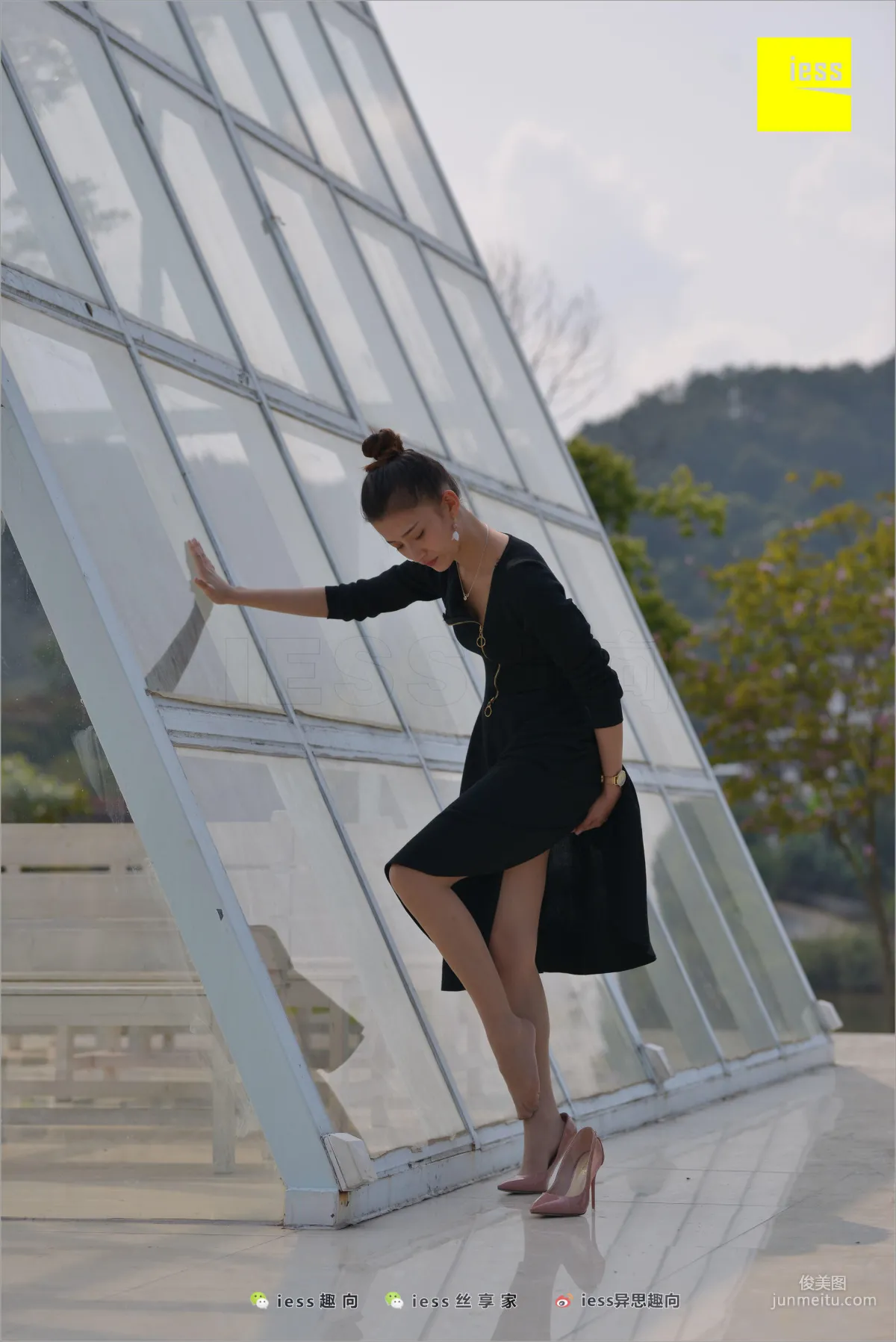 Qiuqiu, Meat Stockings Waltz [IESS] Silk Stockings Bento 239 Photo Set photo 21