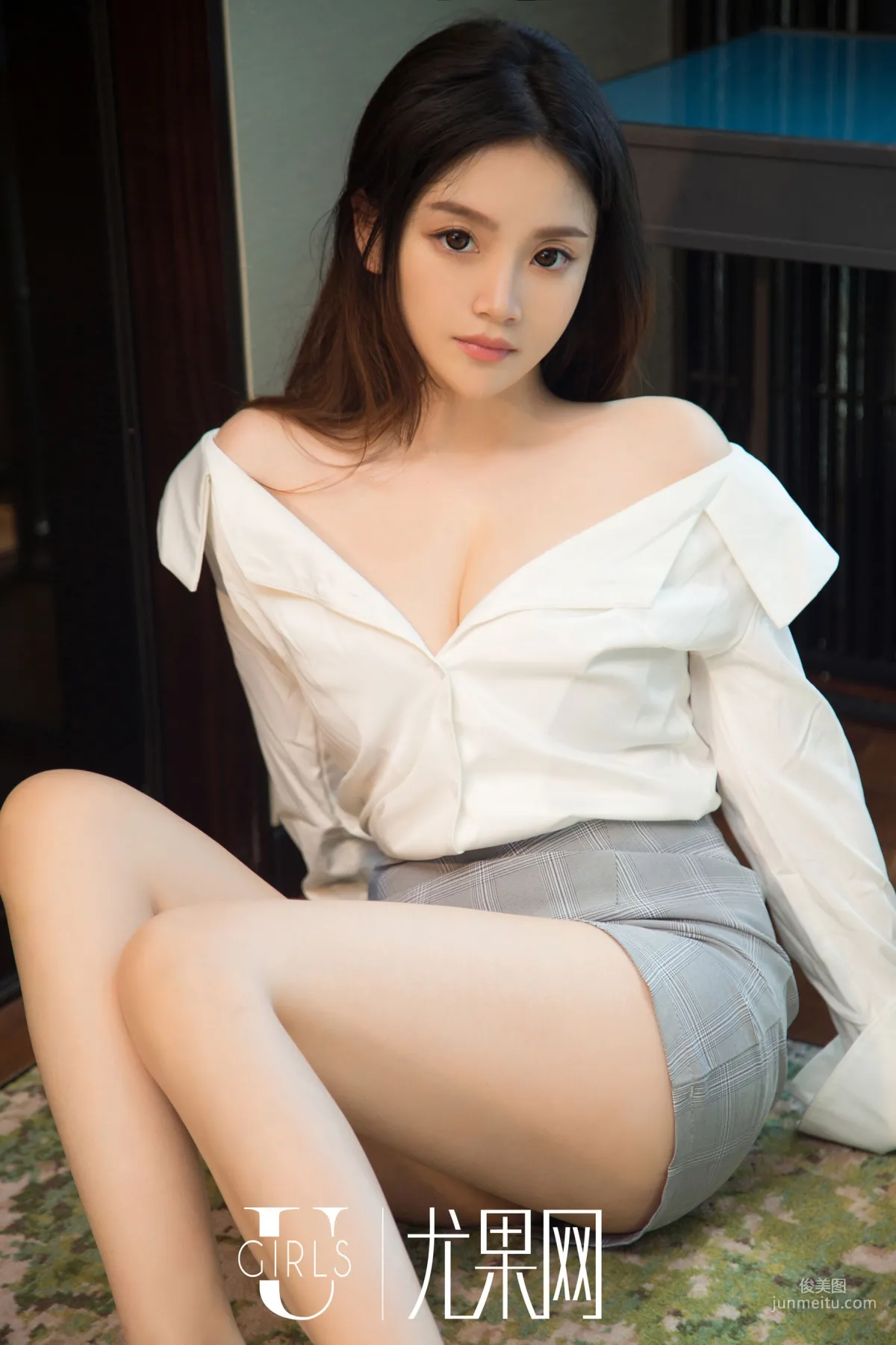 Mina: Ugirls U375 photo 5