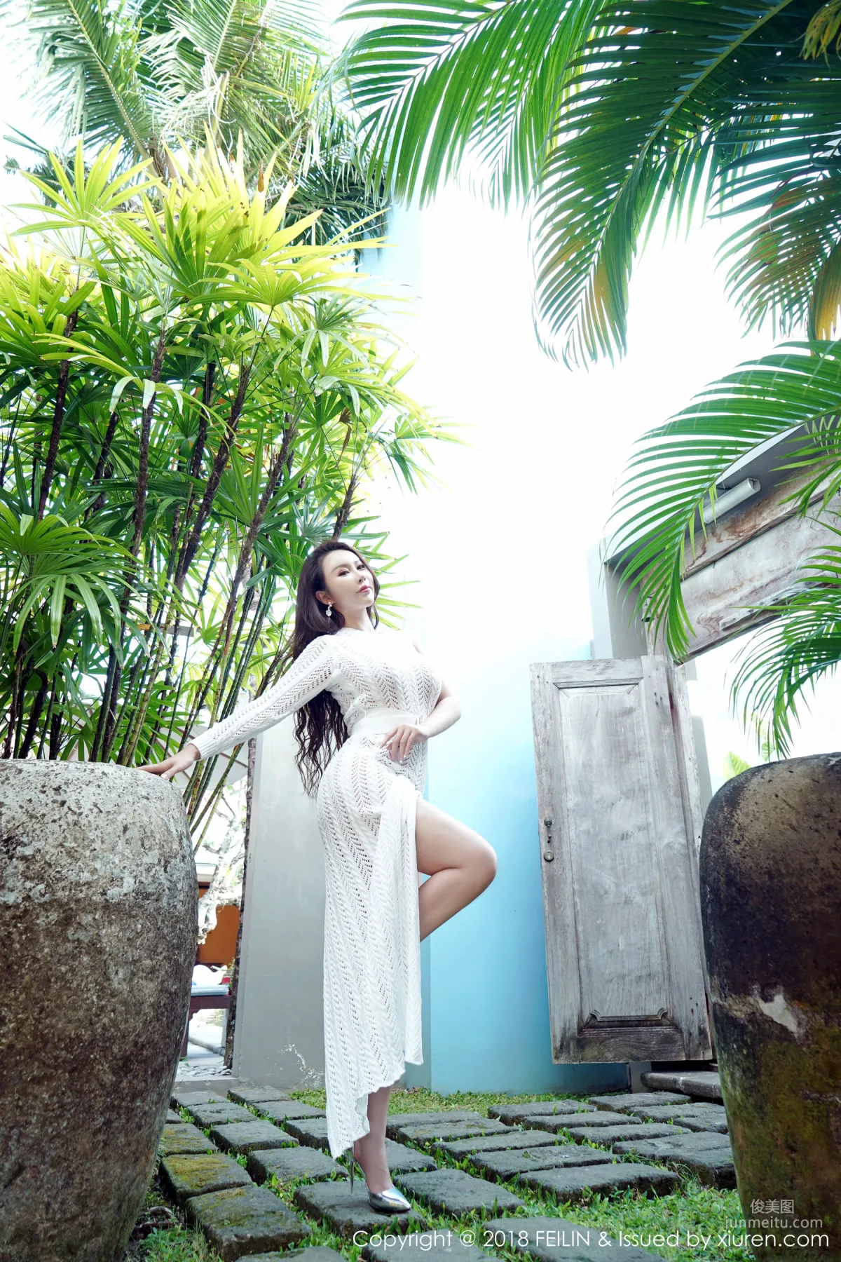 Egg Younisi, Plump Round Curves Full of Mature Woman Charm [FeiLin] VOL.143 Photo Set photo 45