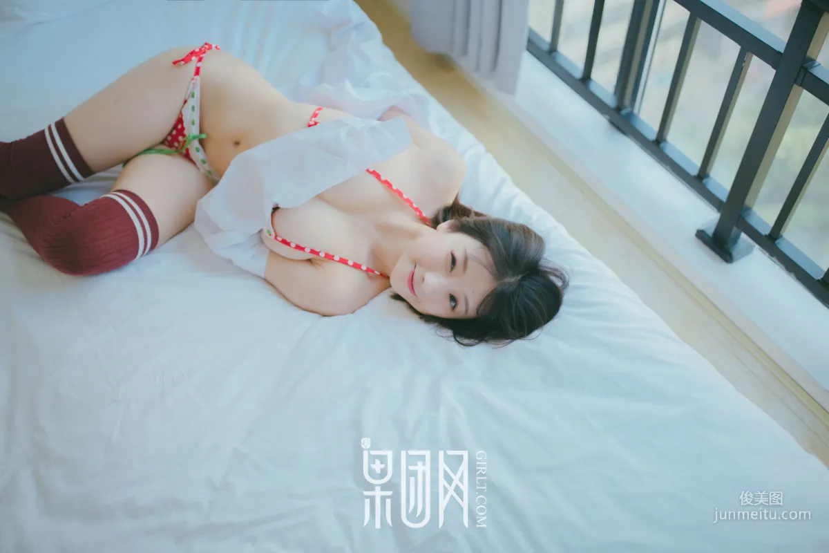 Girlt No. 030 photo 18