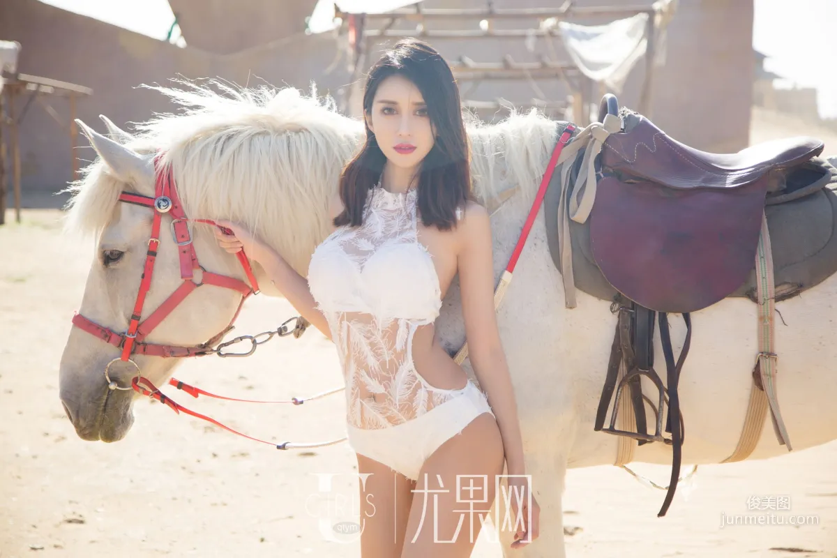 Tian Ziyin Fireworks in the Desert [Ugirls] U376 Photo Set photo 36