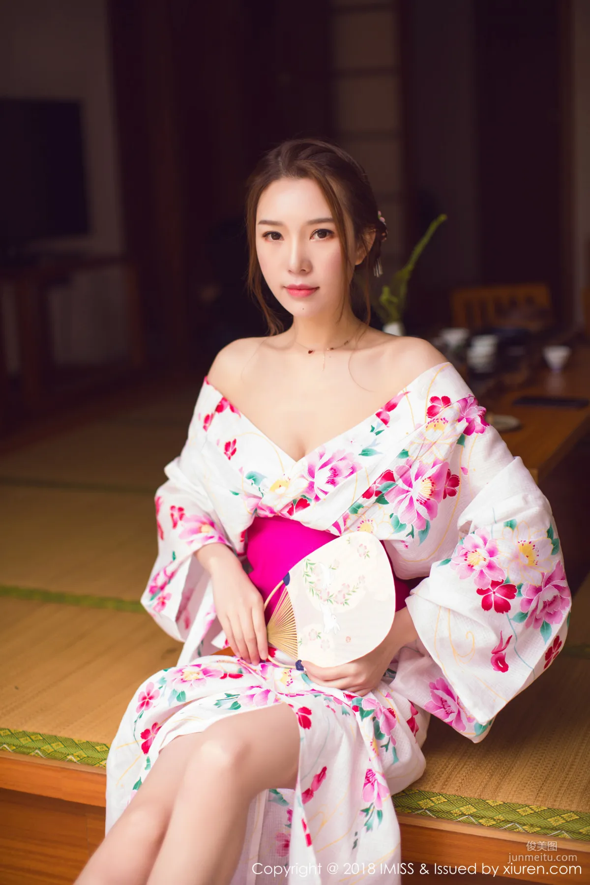Katrina Low: IMISS Vol. 252 photo 24