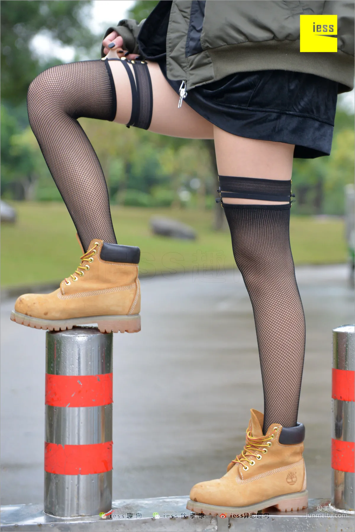 Xiao Xiao The Wrong Path Fishnet Stockings [IESS] Stockings Feet Bento 233 Photo Set photo 2