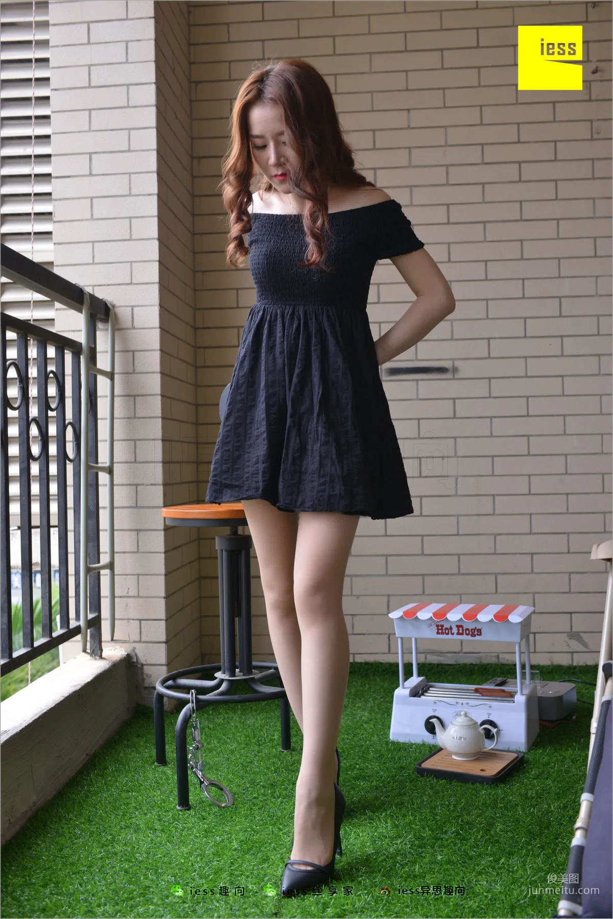 Ming Lijie, Up and Down Enjoyment [IESS] Silk Stockings Bento 234 Photo Set photo 68