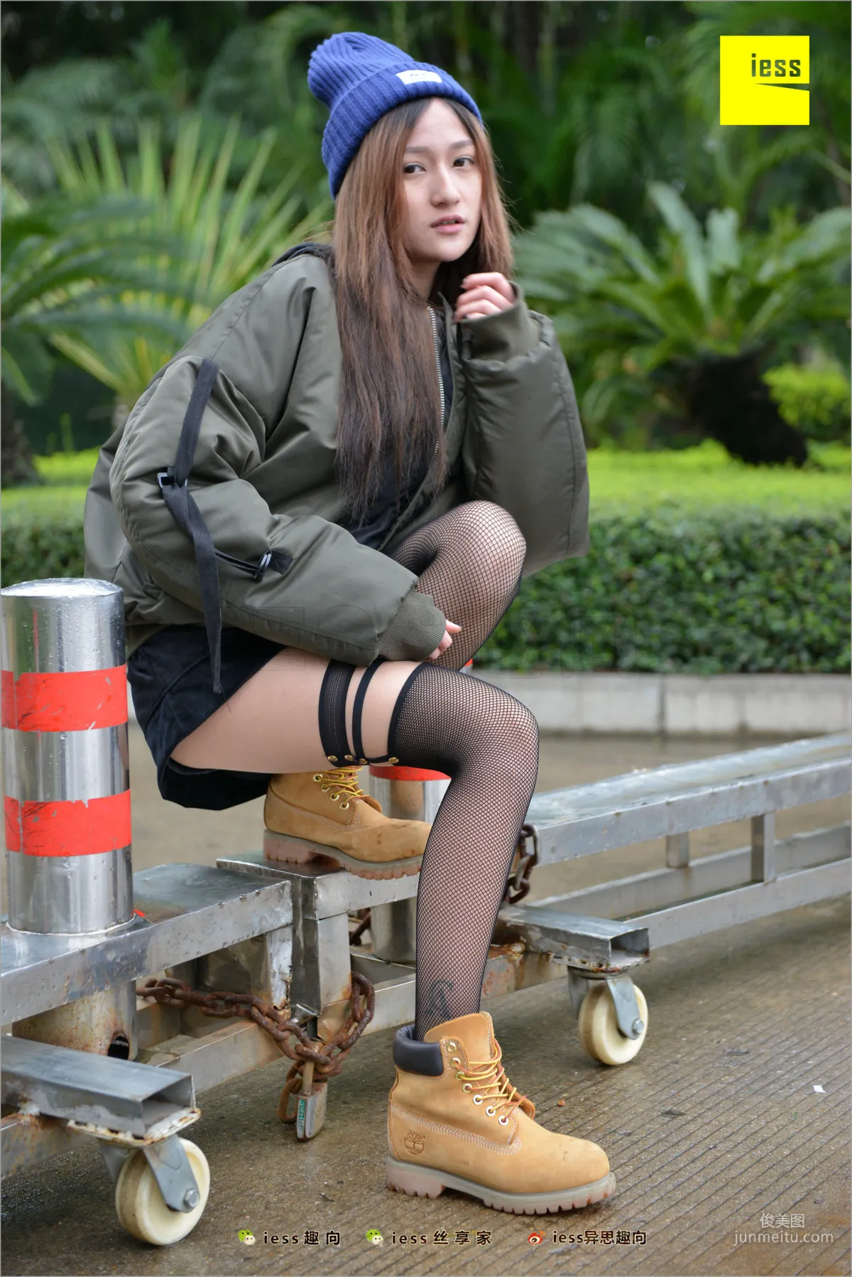 Xiao Xiao The Wrong Path Fishnet Stockings [IESS] Stockings Feet Bento 233 Photo Set photo 8