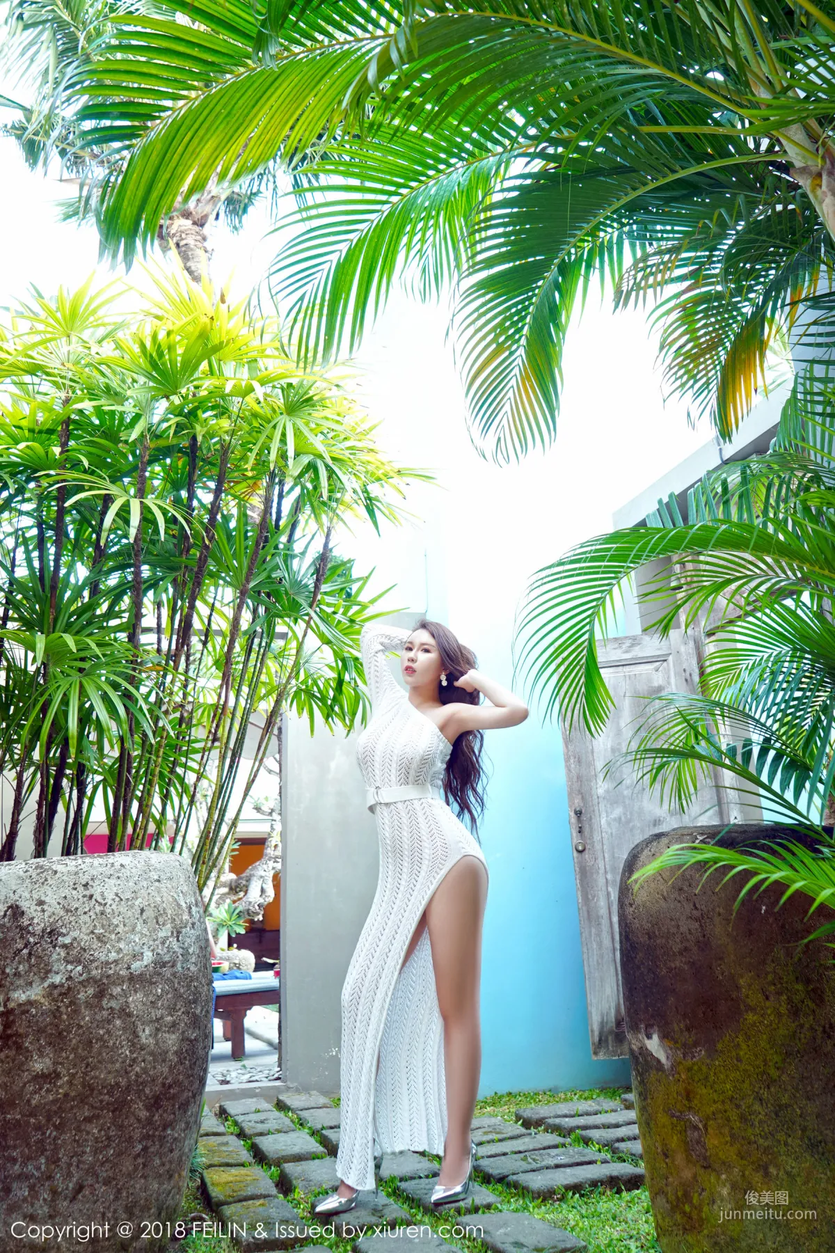 Egg Younisi, Plump Round Curves Full of Mature Woman Charm [FeiLin] VOL.143 Photo Set photo 38
