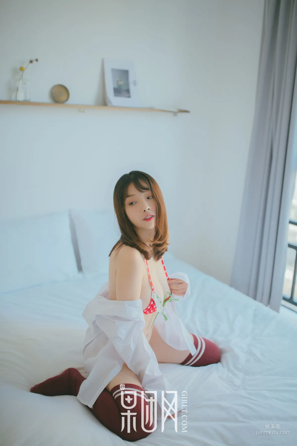 Girlt No. 030 photo 17