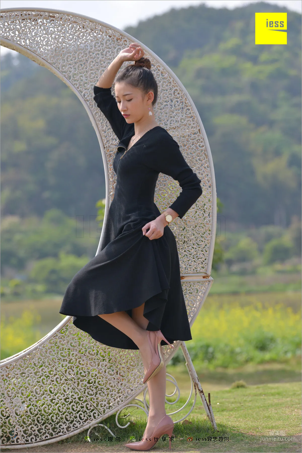 Qiuqiu, Meat Stockings Waltz [IESS] Silk Stockings Bento 239 Photo Set photo 74