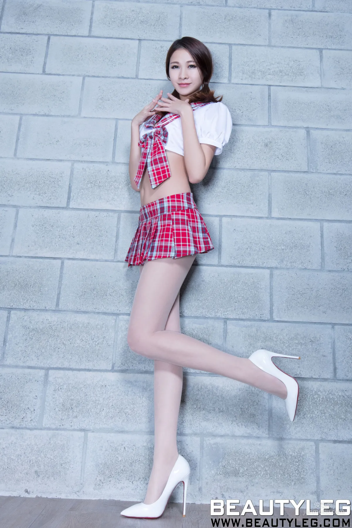 腿模Neko《肉絲制服+包臀裙美腿》 [Beautyleg] No.1631 寫真集 4