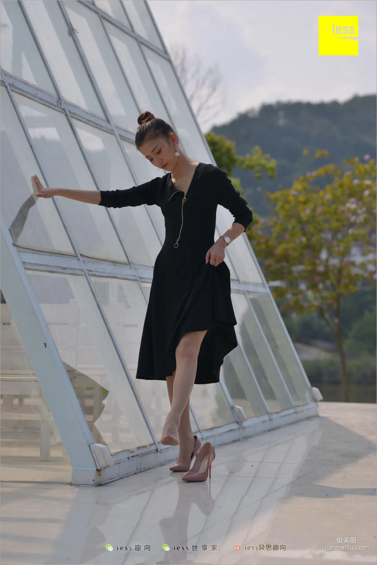 Qiuqiu, Meat Stockings Waltz [IESS] Silk Stockings Bento 239 Photo Set photo 16