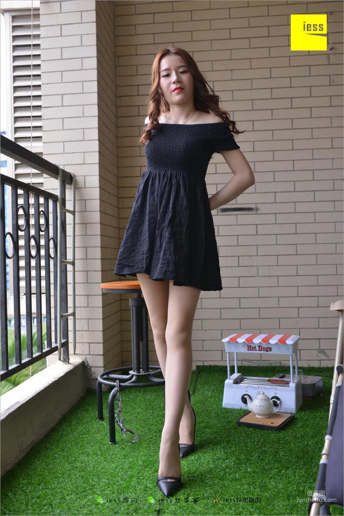 Ming Lijie, Up and Down Enjoyment [IESS] Silk Stockings Bento 234 Photo Set photo 69