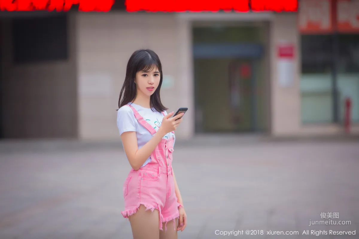 Model Ai Lili "Fresh Legs Outdoor Shoot and Private Lingerie Charm" [XiuRen] No.1026 Photo Set photo 24