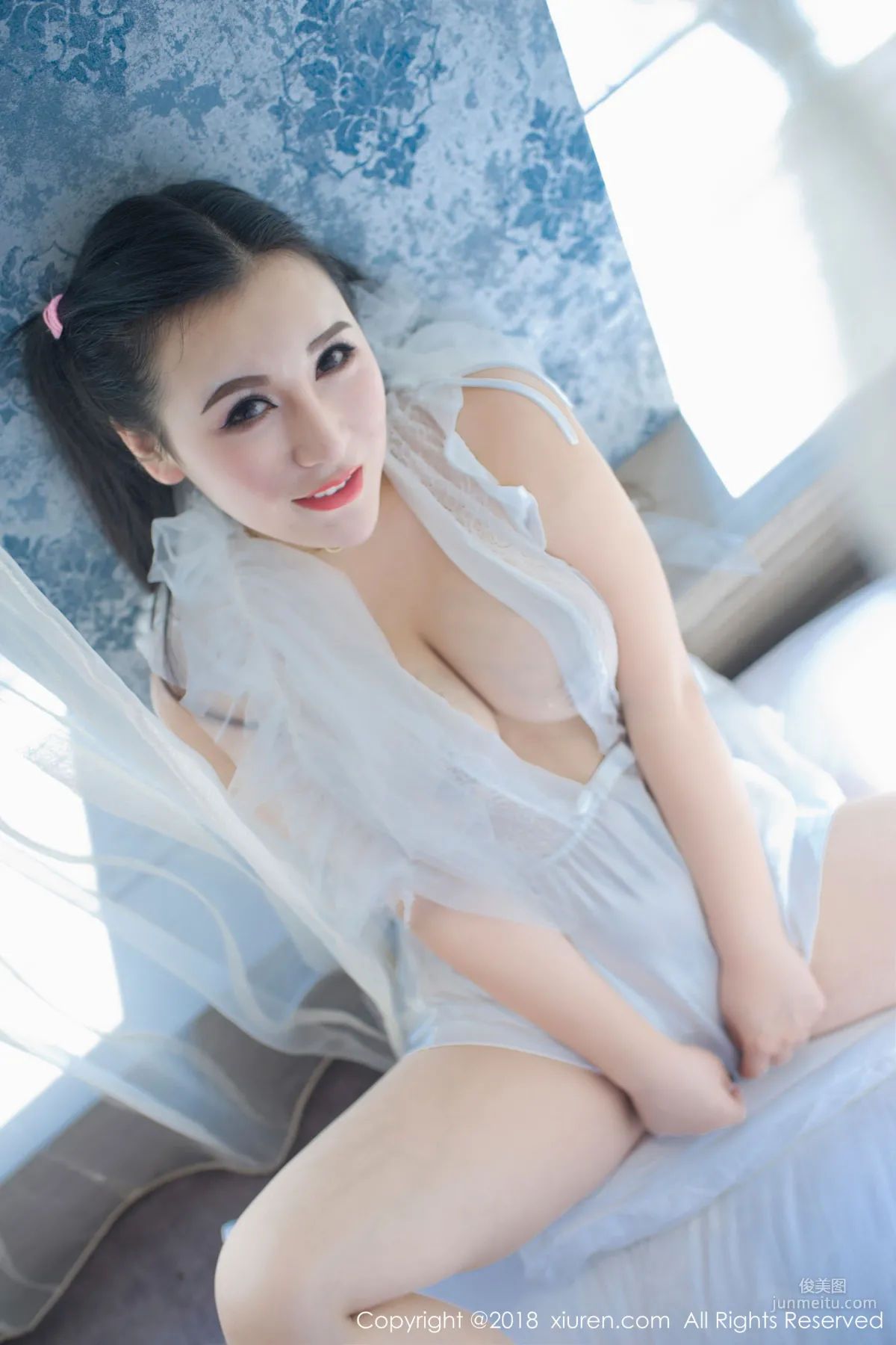 MODEL Yi Nuo Lace Open-Chest Pajamas and Blue School Swimsuit [XiuRen] No.1034 Photo Set photo 26