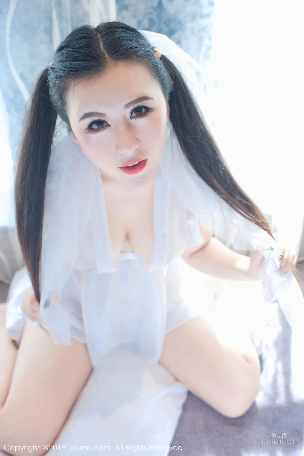MODEL Yi Nuo Lace Open-Chest Pajamas and Blue School Swimsuit [XiuRen] No.1034 Photo Set photo 9