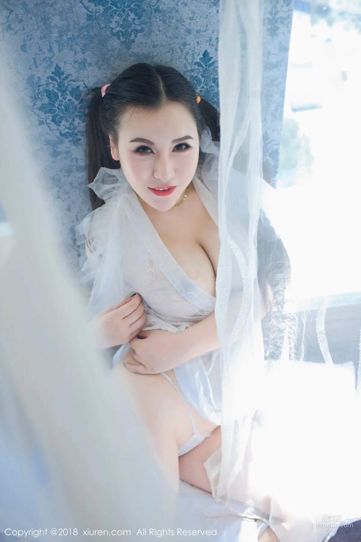 MODEL Yi Nuo Lace Open-Chest Pajamas and Blue School Swimsuit [XiuRen] No.1034 Photo Set photo 19