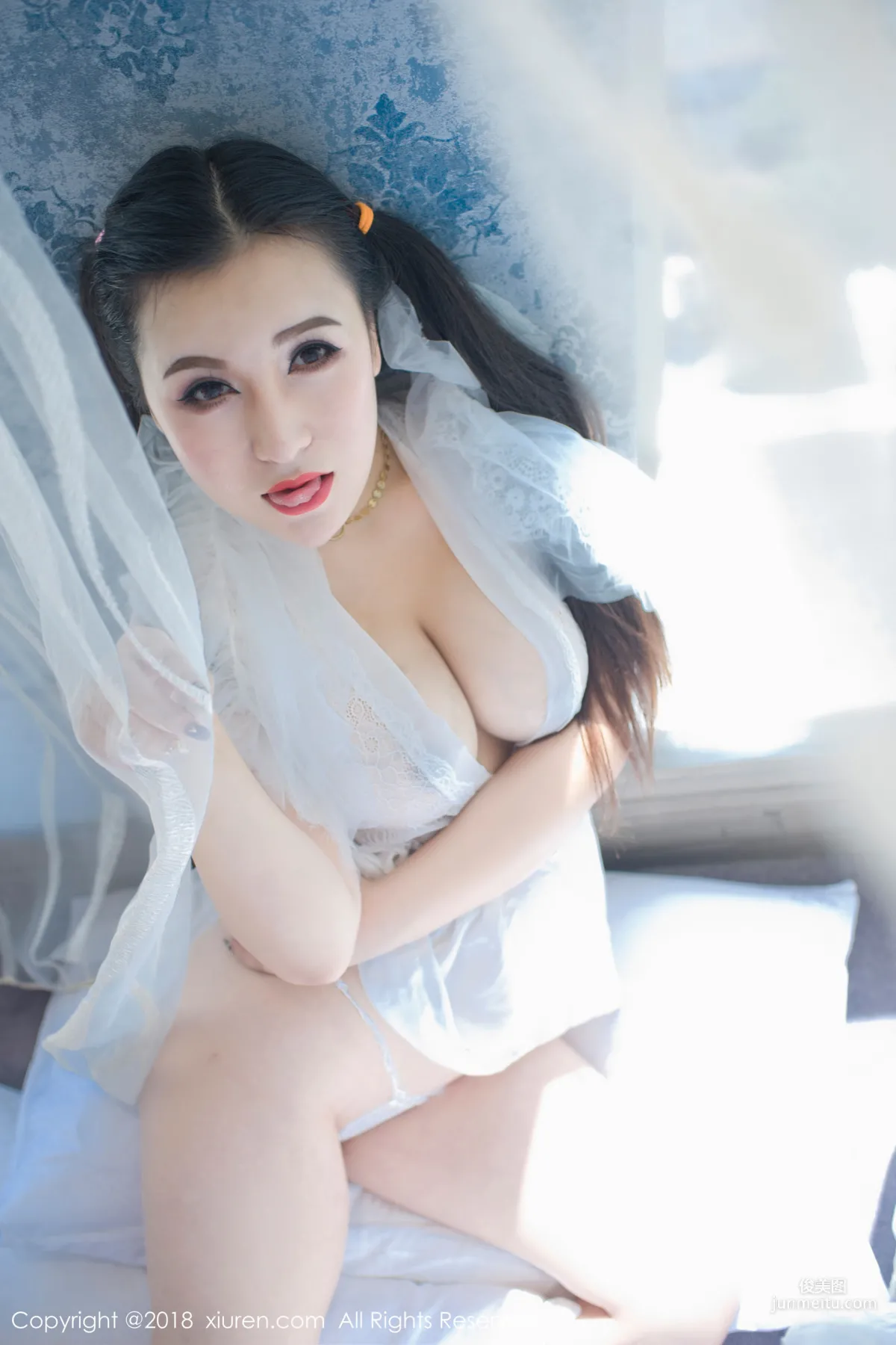 MODEL Yi Nuo Lace Open-Chest Pajamas and Blue School Swimsuit [XiuRen] No.1034 Photo Set photo 22