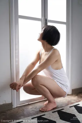 木楠Nan《短發妹子的居家私房》 [蜜桃社MiiTao] VOL.106 寫真集