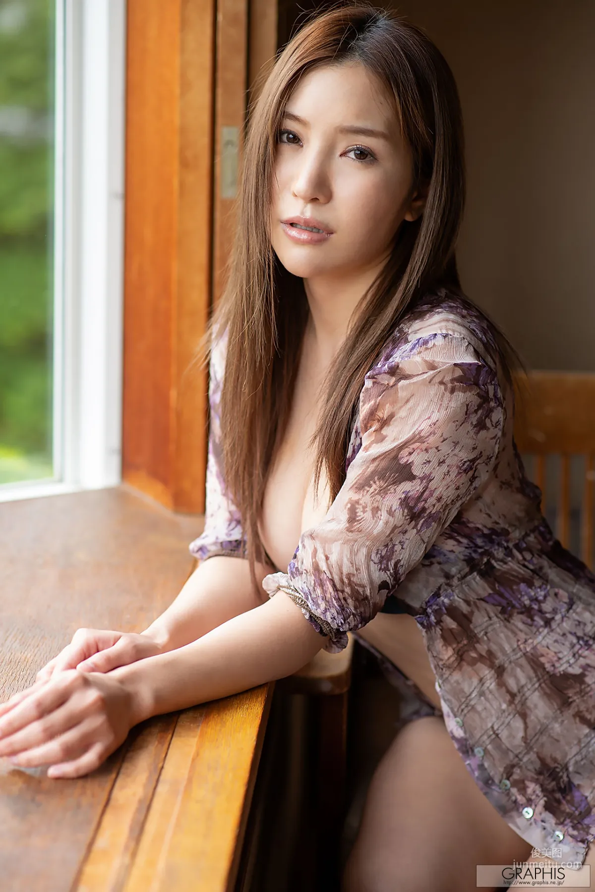 Aoi 葵 『Allure』 [Graphis] Gals 写真集22