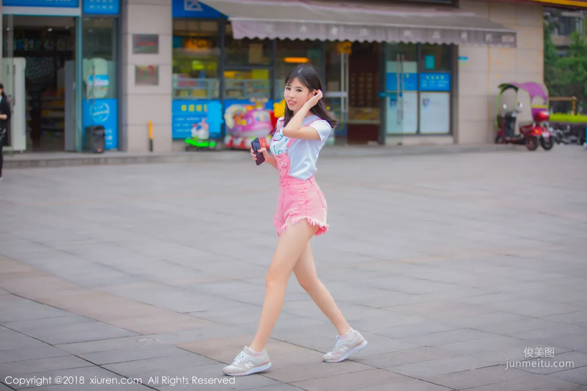 Model Ai Lili "Fresh Legs Outdoor Shoot and Private Lingerie Charm" [XiuRen] No.1026 Photo Set photo 26