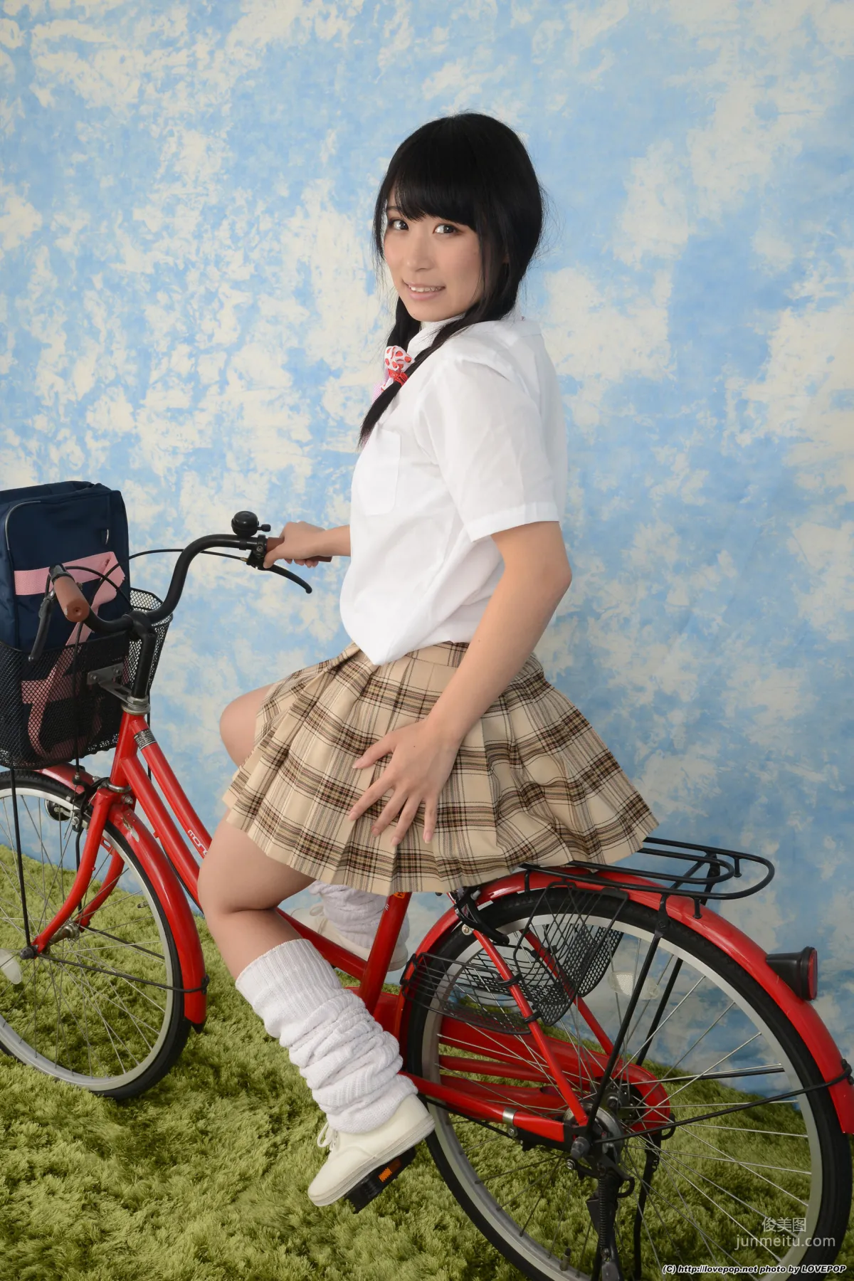 [LOVEPOP] Mikuni Saran 三國さらん《bicycle ! panchira!! - PPV》 寫真集 65