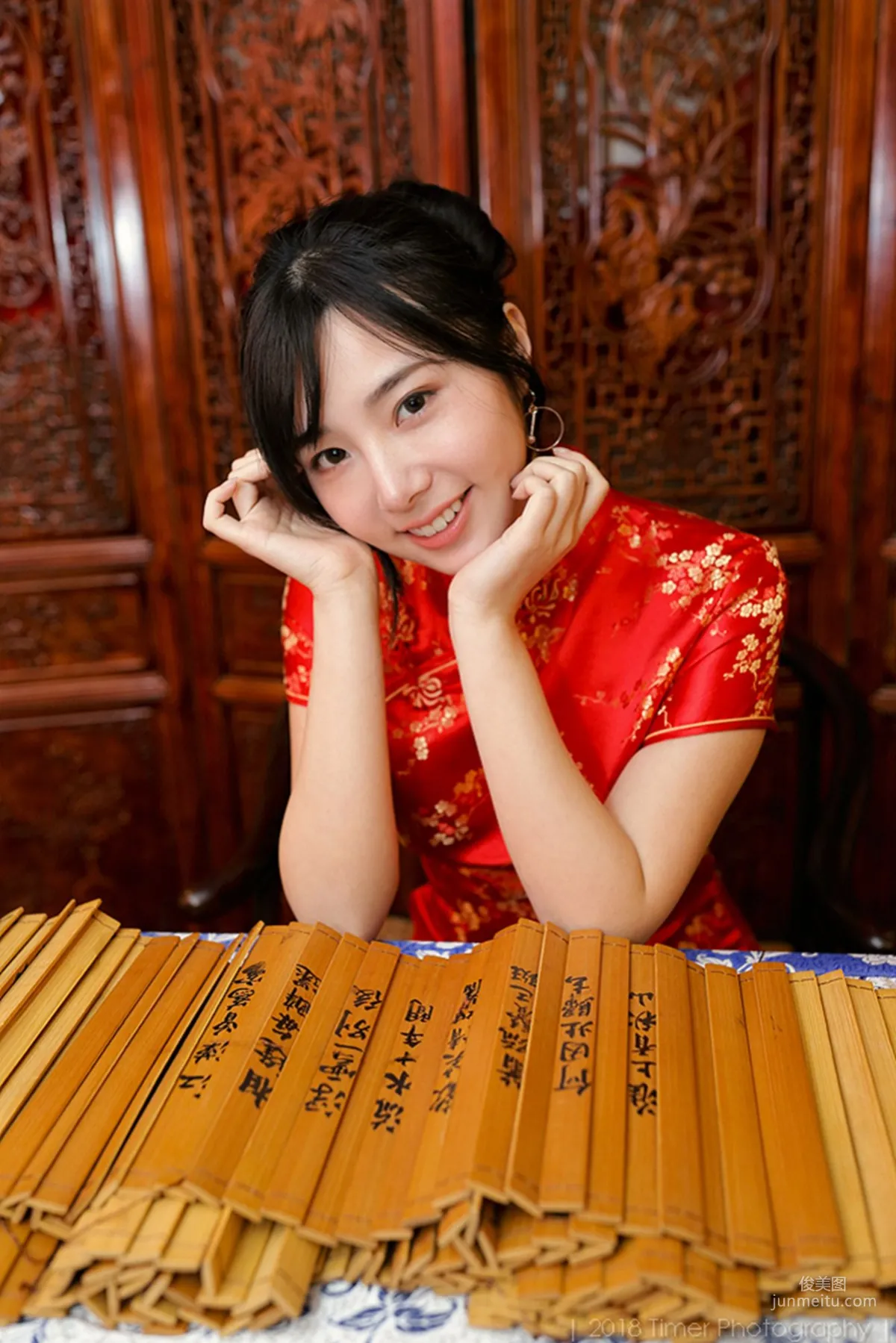 [Taiwan Beauties] Zora Chen Siying, New Year Fashion Studio Shoot (Part 1) Photo Set photo 47