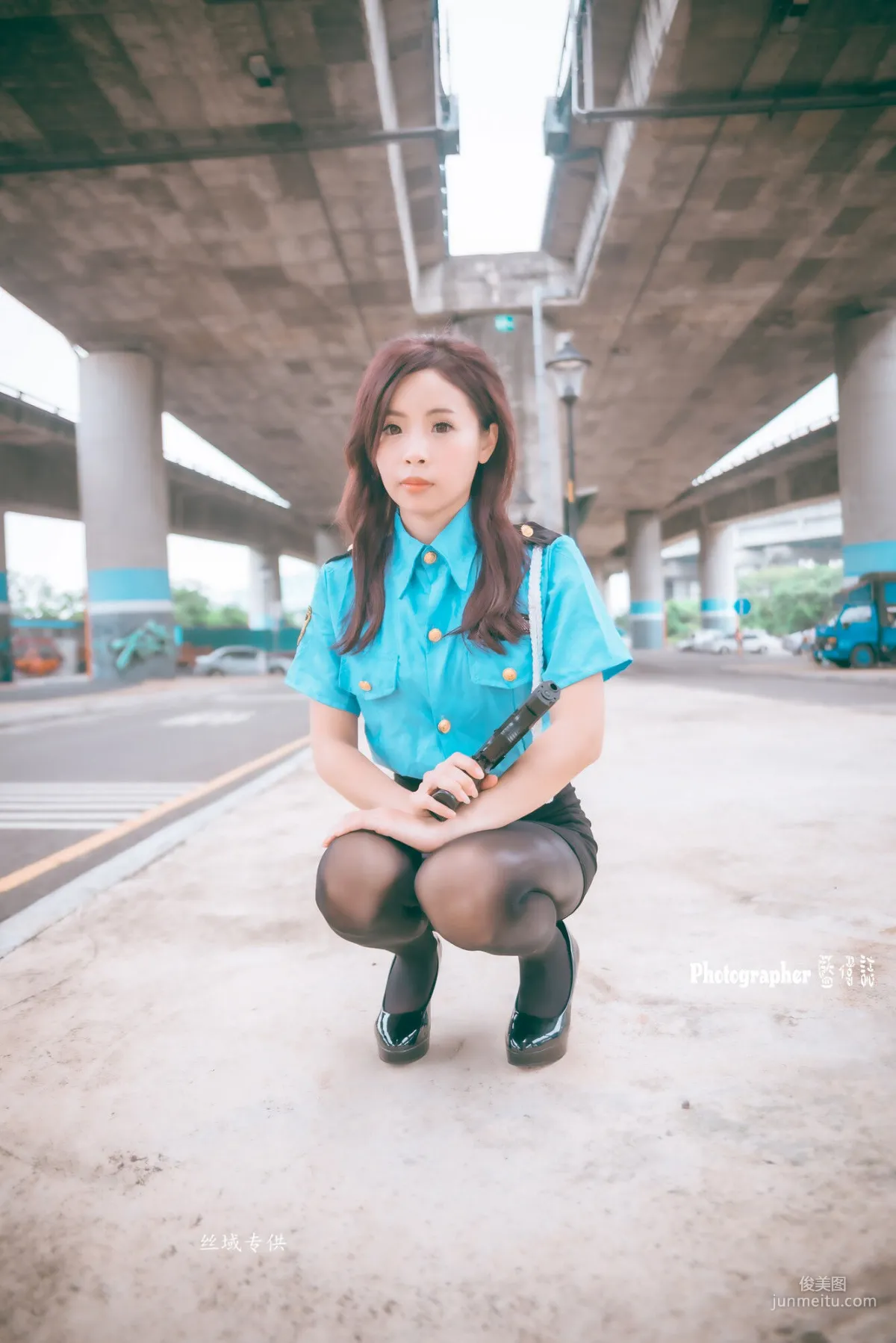 [Taiwan Beauties] Lai Xiaojing Under Zhongzhang Bridge (Female Police Officer Black Stockings) Photo Set photo 47