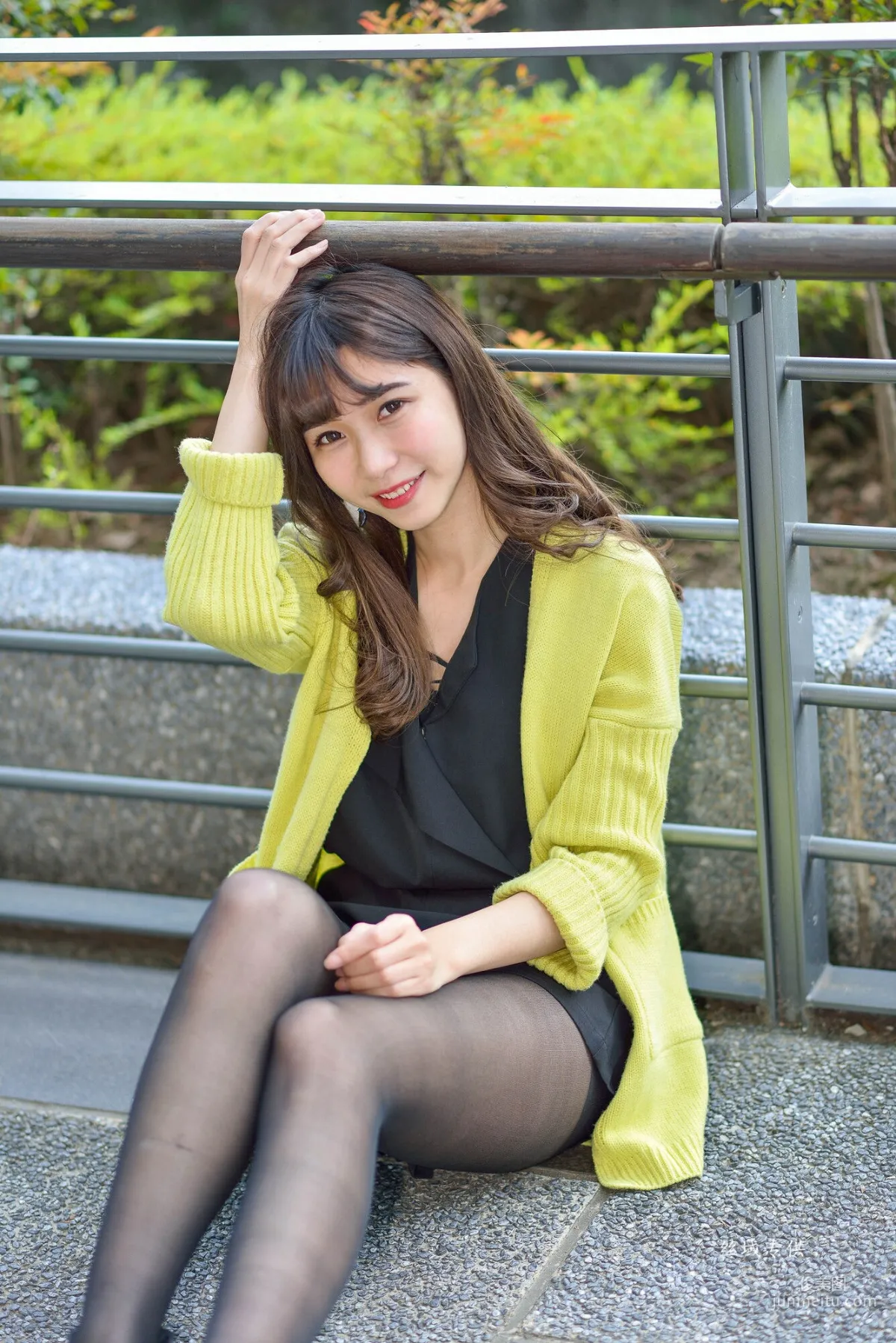 [Taiwan Beauties] Ti Ti National Taiwan Museum of Fine Arts. Fashion Black Stockings Street Snap Photo Set photo 50