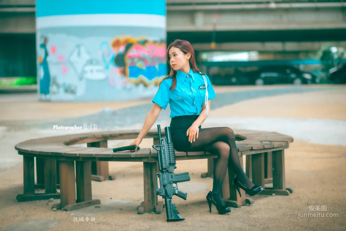 [Taiwan Beauties] Lai Xiaojing Under Zhongzhang Bridge (Female Police Officer Black Stockings) Photo Set photo 15