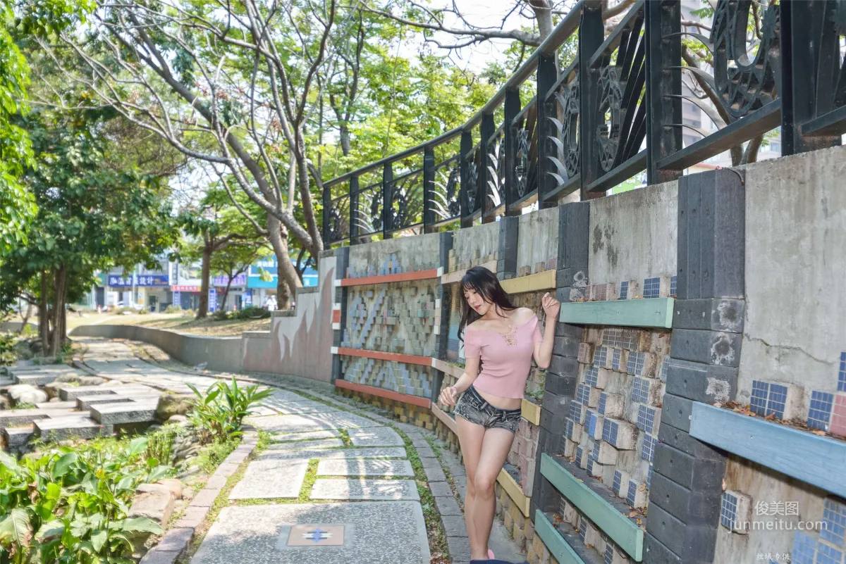 [Taiwan Beauties] Bi Bier "Gome. Fashion" Hot Pants Street Snap Photo Set photo 131