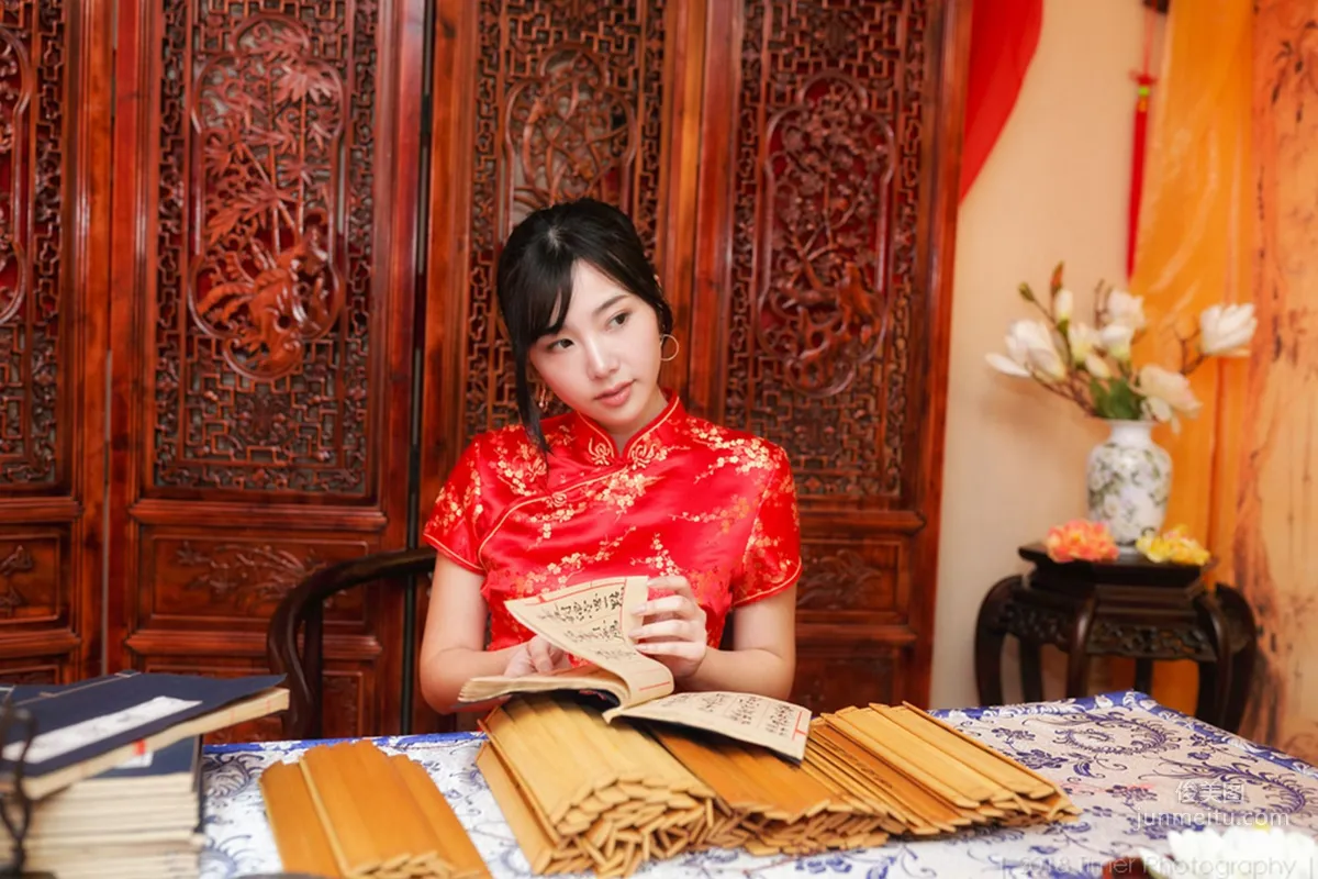 [Taiwan Beauties] Zora Chen Siying, New Year Fashion Studio Shoot (Part 1) Photo Set photo 35