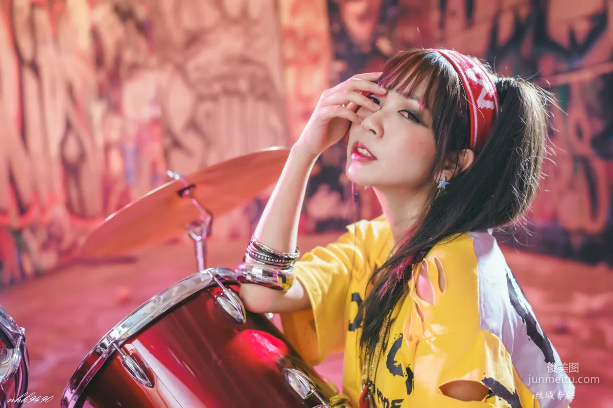 [Taiwan Beauties] Sa Lin Football and Hip-Hop Style Photo Set photo 23