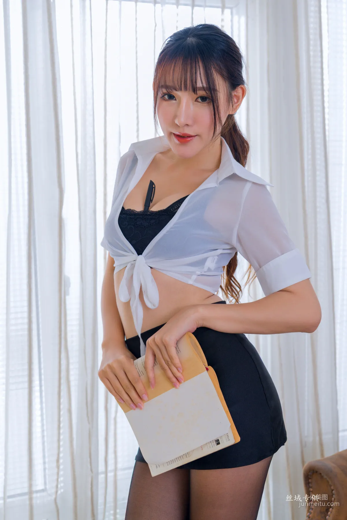 [Taiwan Beauties] Katie_Bi Bier: Beautiful Legs Collection, Two Outfits Photo Set photo 55